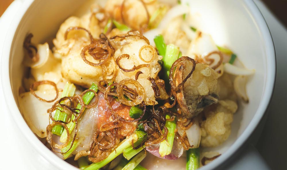 桥头牛油火锅（桥头牛油火锅底料和胖子牛油火锅底料哪个更好吃更香）